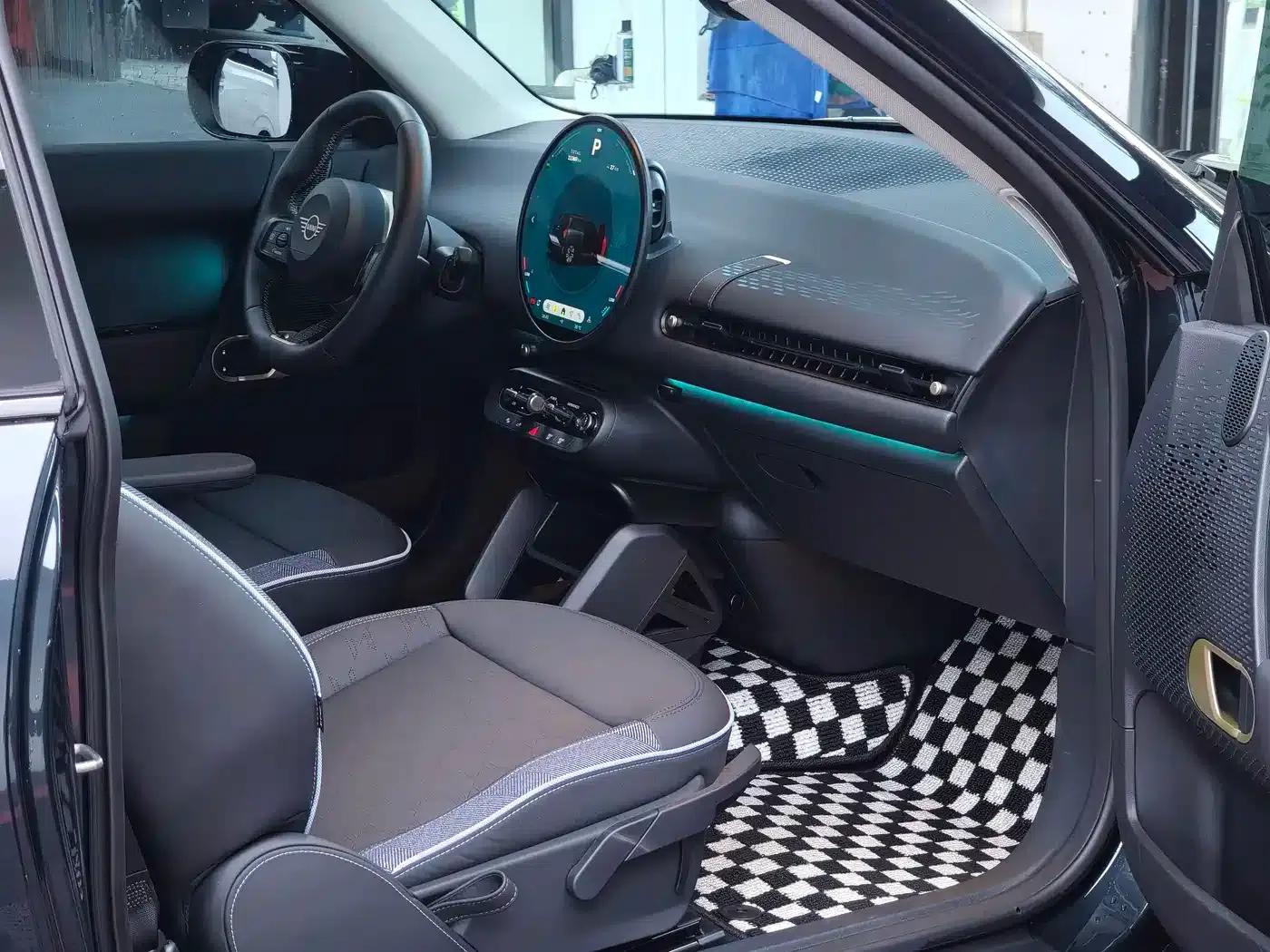 2025 Electric MINI Cooper (456km/h) - Cooper E Classic — миниатюра 8