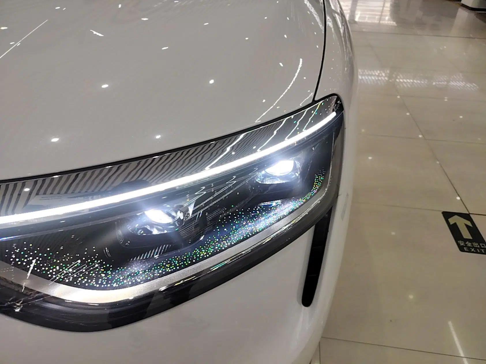 Hima AITO M8 2025 Extended-Range Max+ Version 53.4 kWh 6-Seater Edition — миниатюра 8