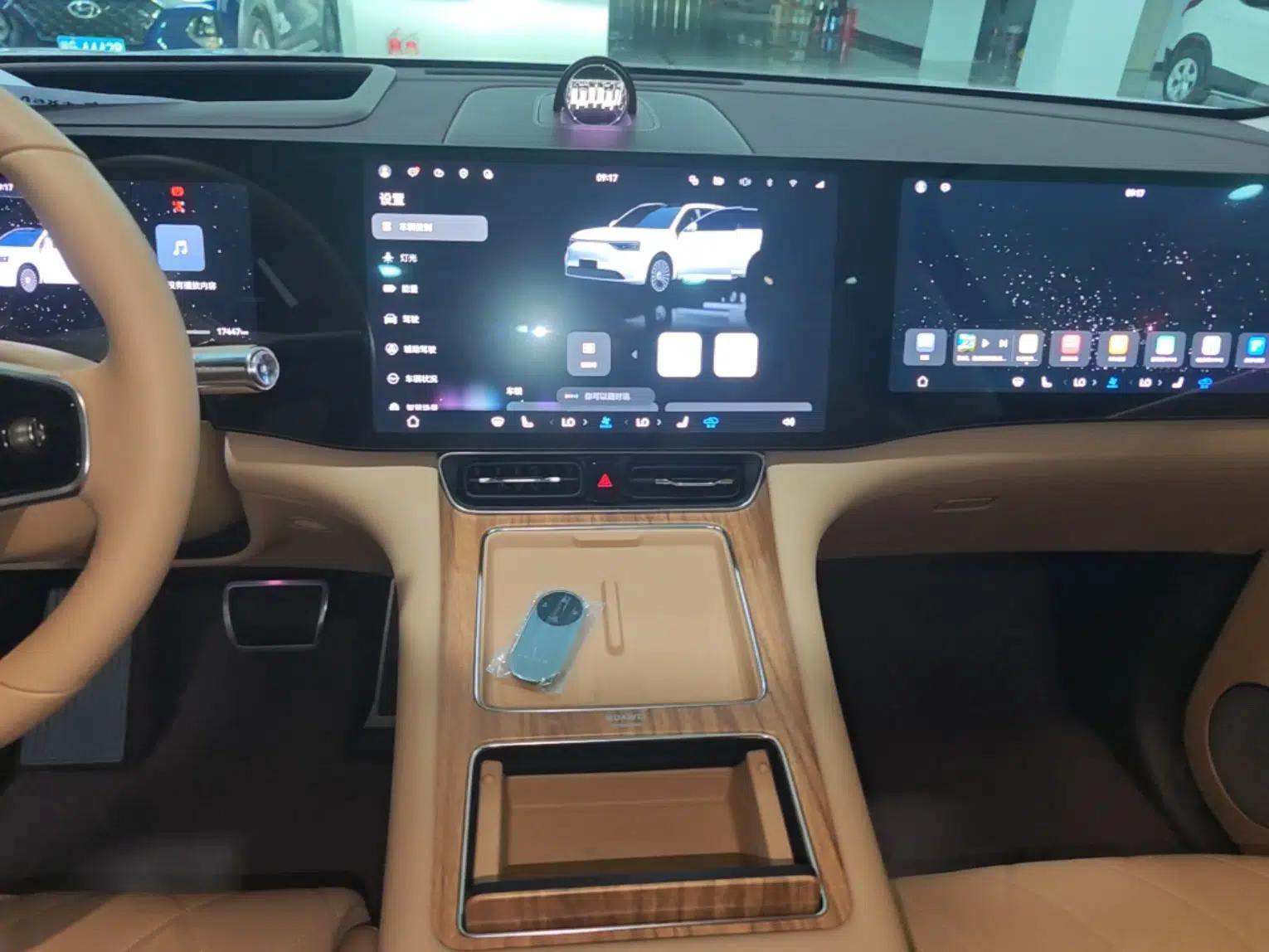 Hima AITO M8 2025 Model, Pure Electric Max+ Six-Seat Long-Range Version — миниатюра 15