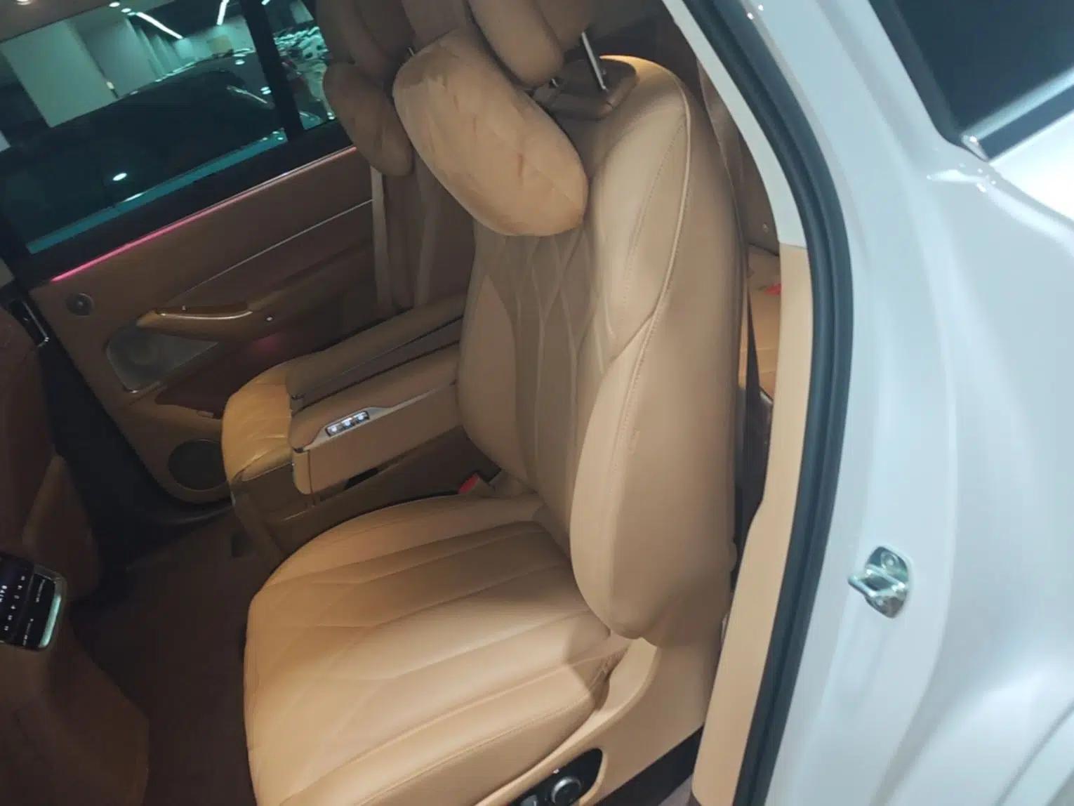 Hima AITO M8 2025 Model, Pure Electric Max+ Six-Seat Long-Range Version — миниатюра 20