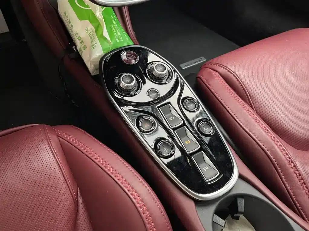 McLaren GT 2023 4.0T Standard Edition — миниатюра 19