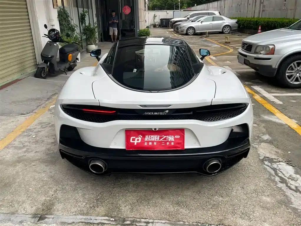 McLaren GT 2023 4.0T Standard Edition — миниатюра 8