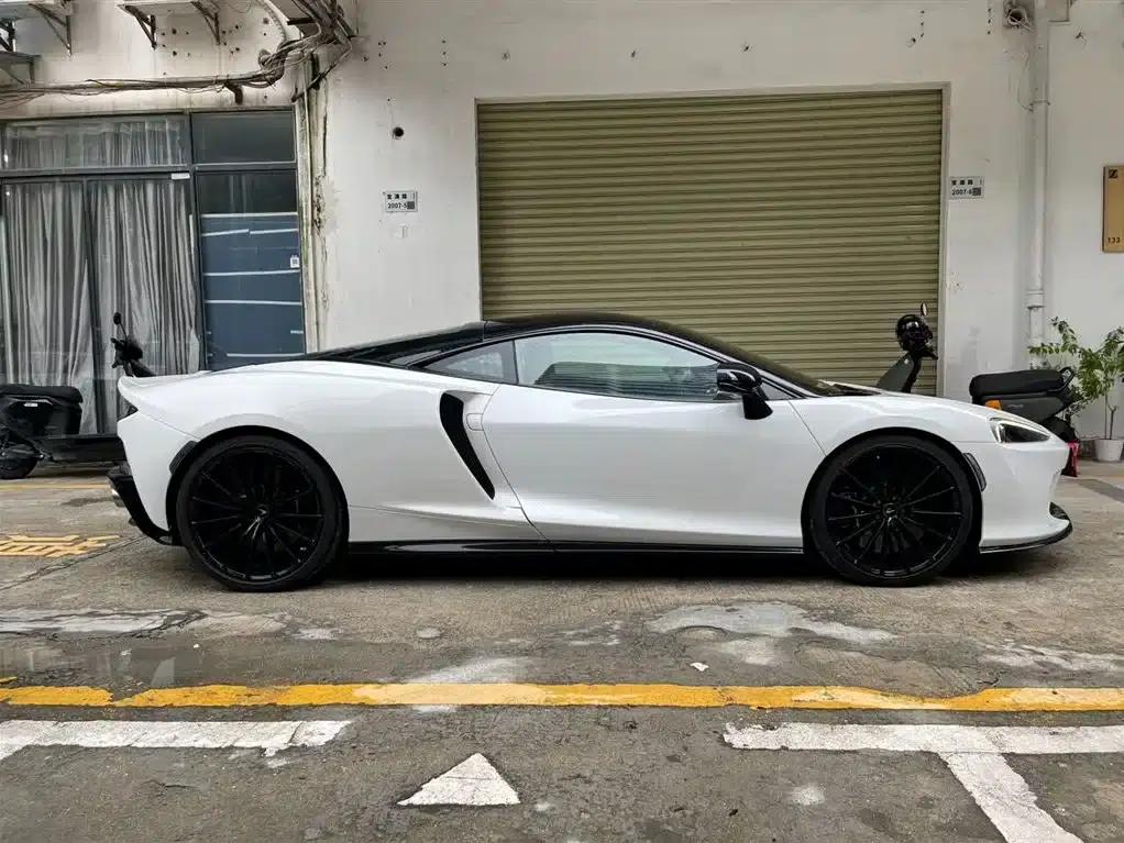 McLaren GT 2023 4.0T Standard Edition — миниатюра 10