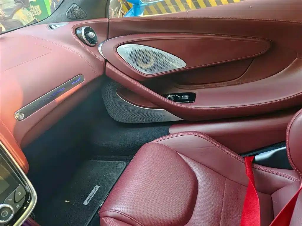 McLaren GT 2023 4.0T Standard Edition — миниатюра 3
