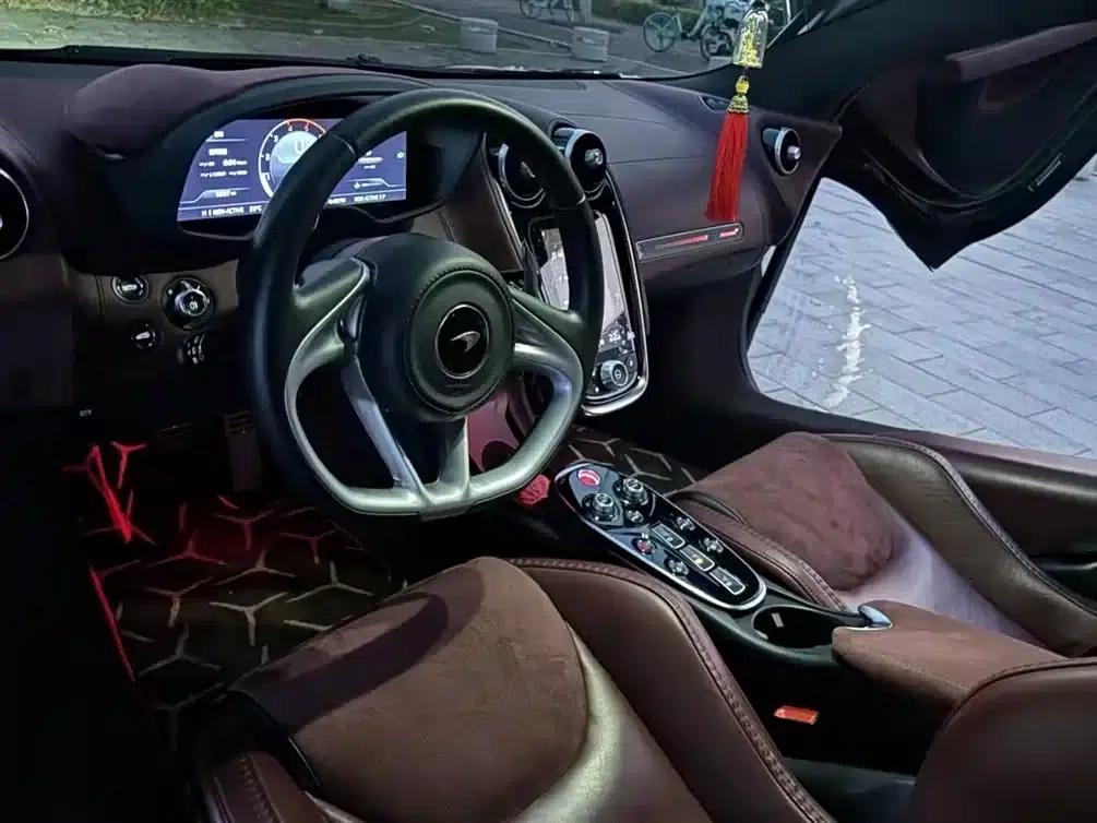 McLaren GT 2023 4.0T Standard Edition — миниатюра 3
