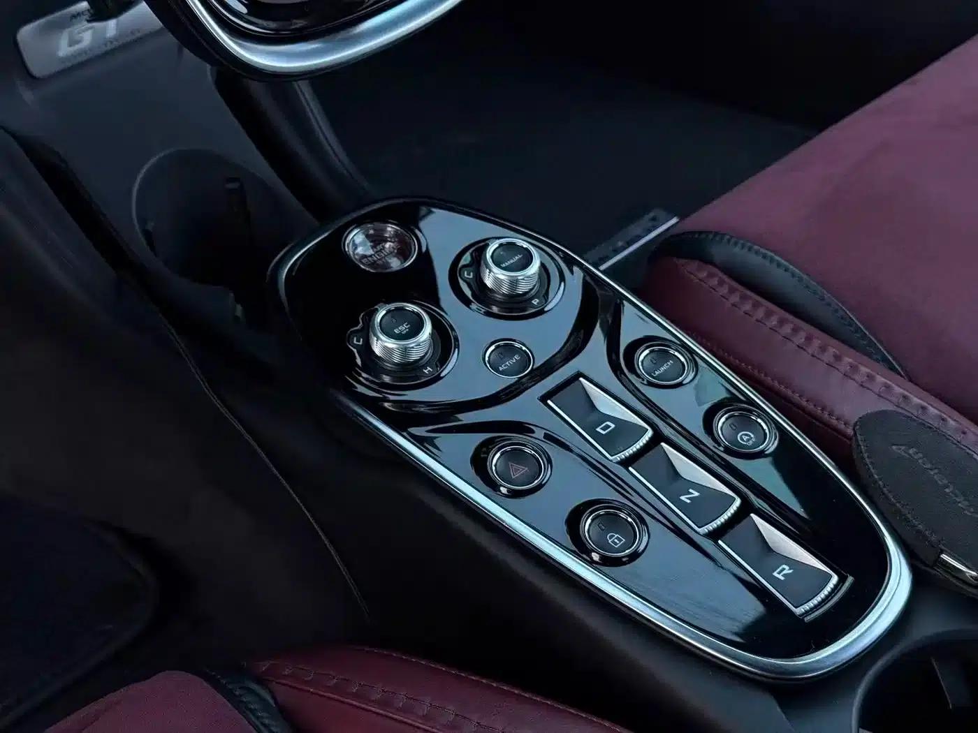 McLaren GT 2022 4.0T Standard Edition — миниатюра 7
