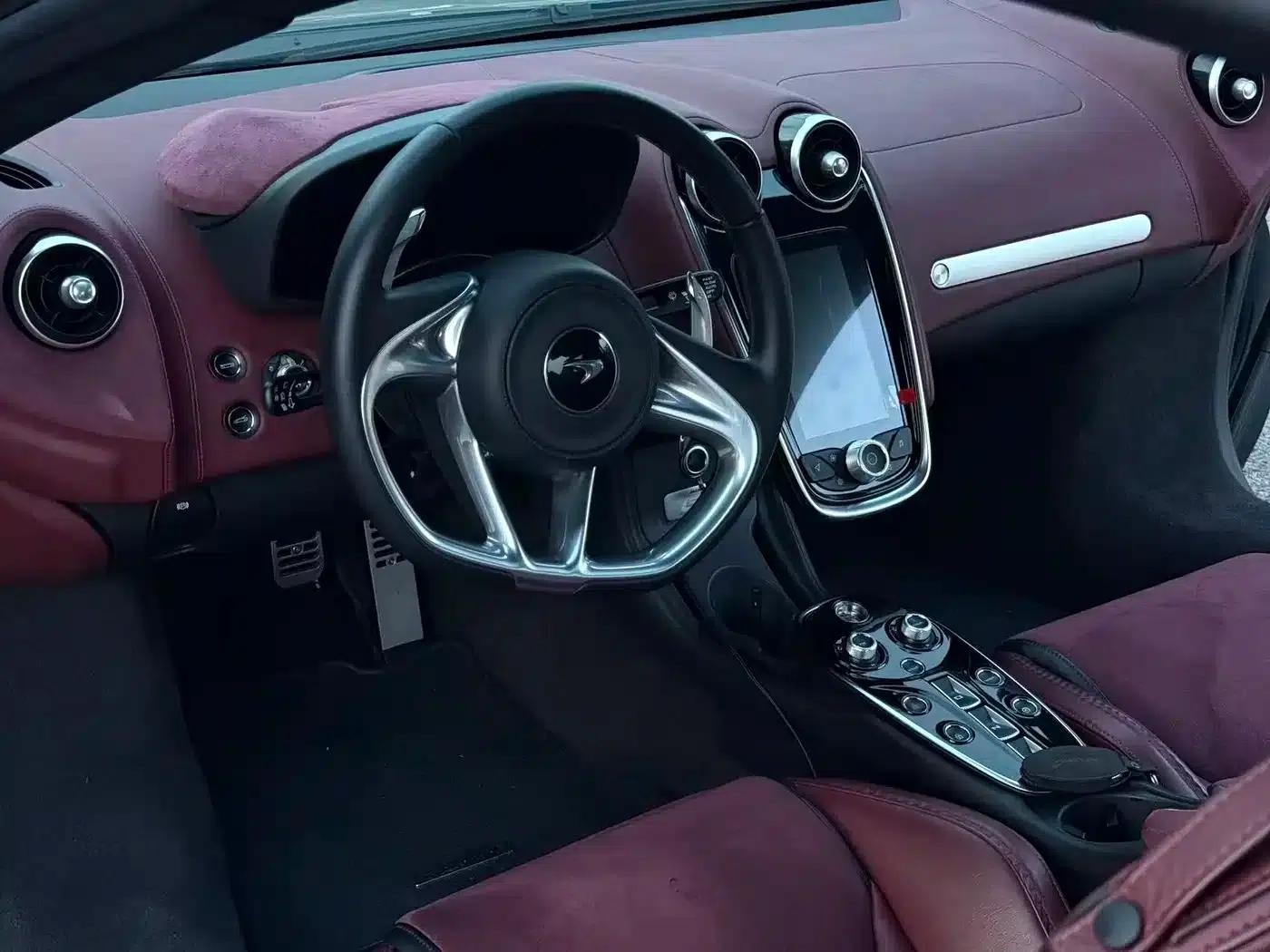 McLaren GT 2022 4.0T Standard Edition — миниатюра 8
