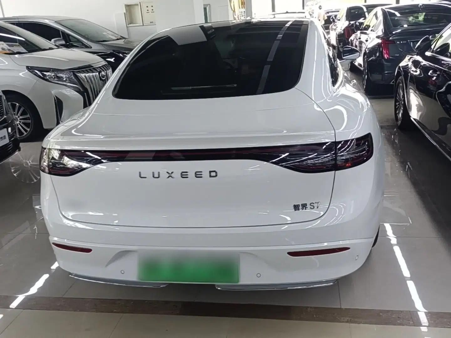 Hima Luxeed S7 2024 Pro Rear-Drive Long-Range Version — миниатюра 5