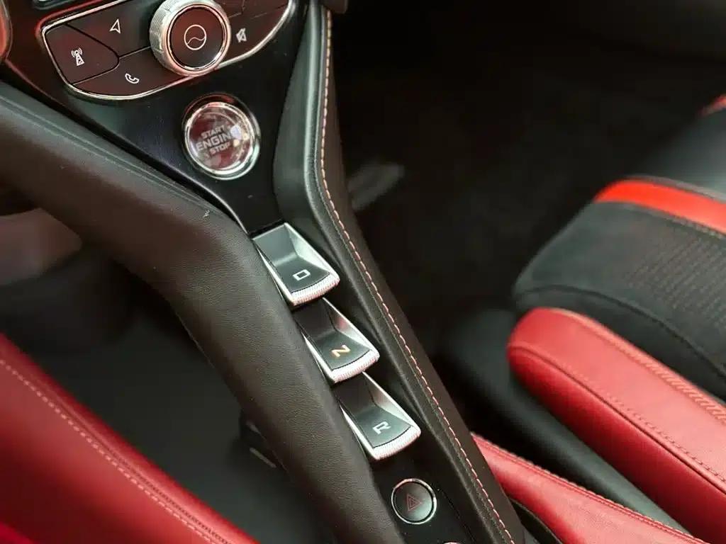 McLaren 720S 2019 4.0T Coupe — миниатюра 11