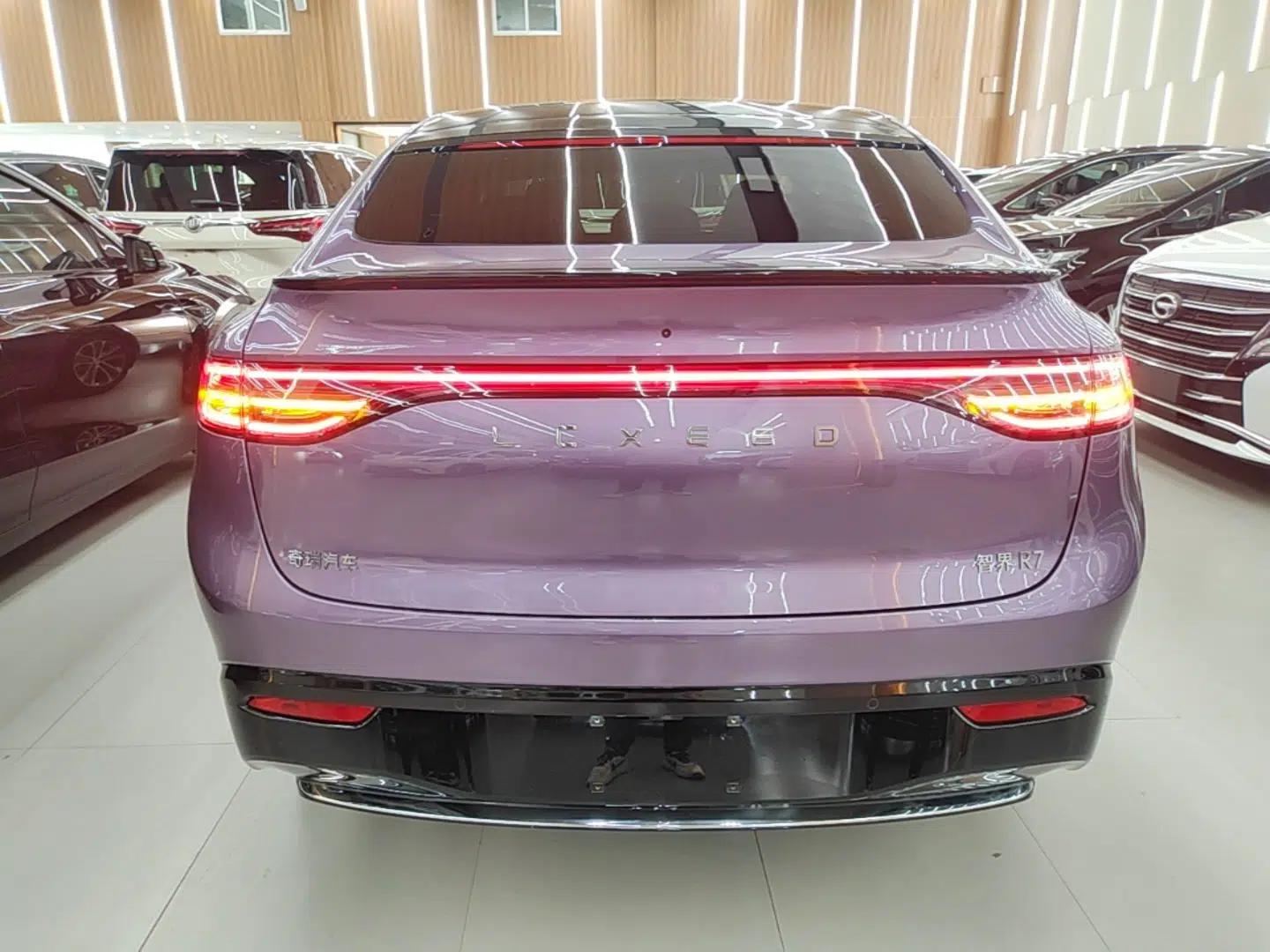 Hima Luxeed R7 2024 All-Electric 802 km Max — миниатюра 5