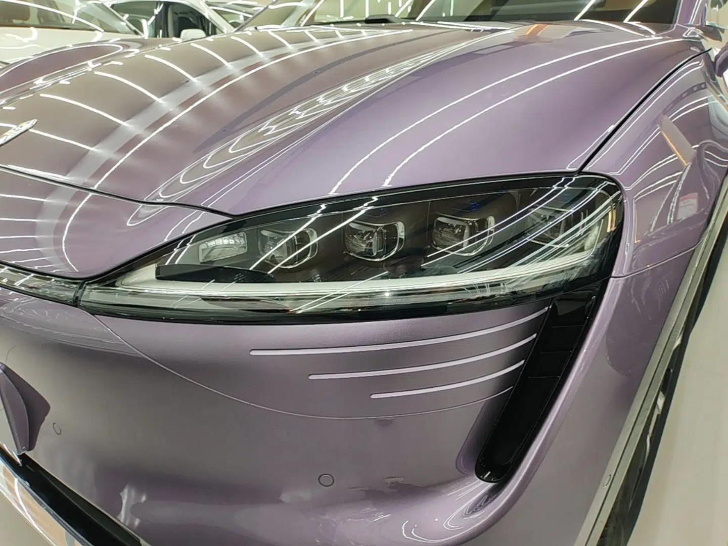 Hima Luxeed R7 2024 All-Electric 802 km Max — миниатюра 8