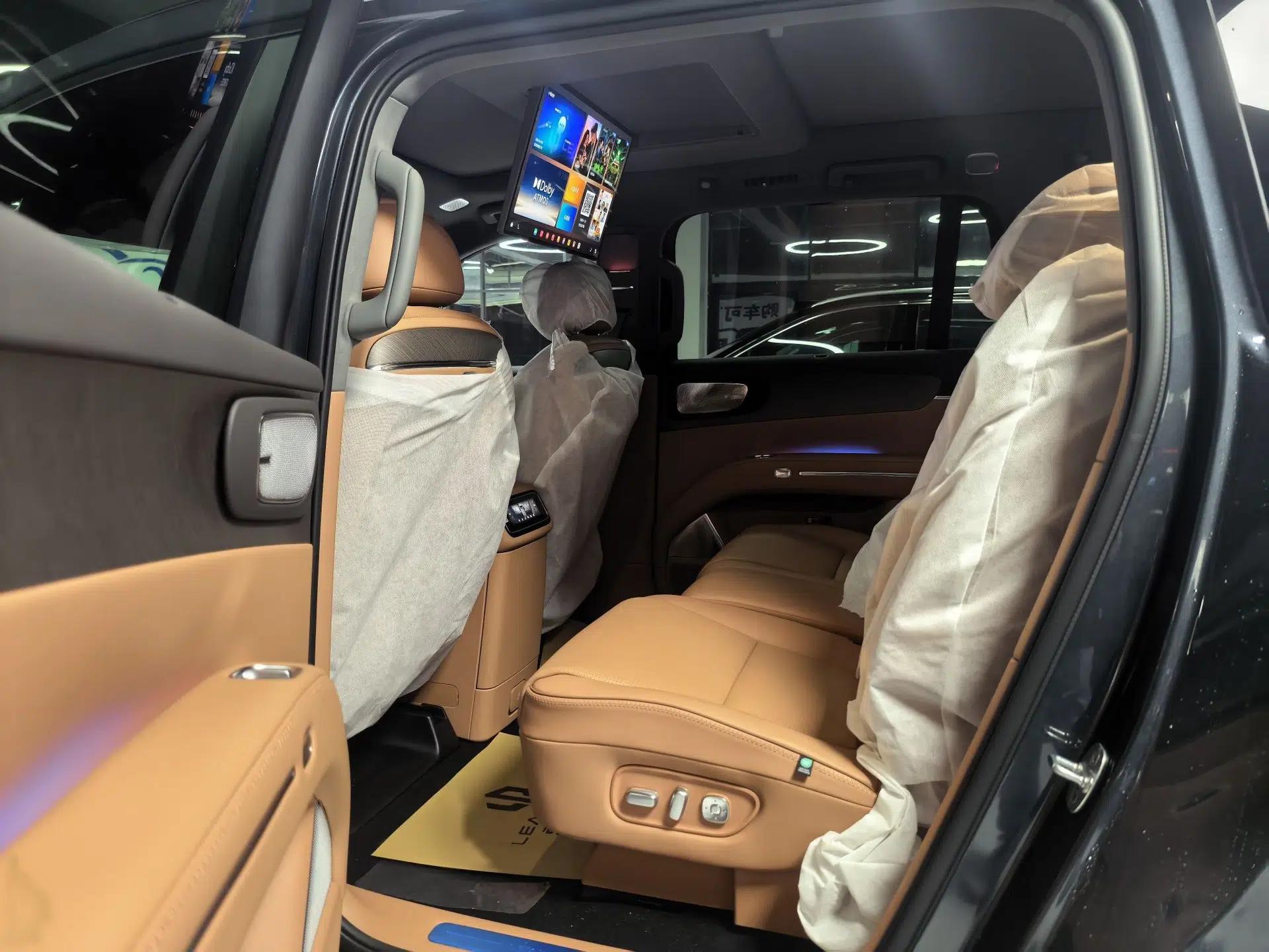 Leapmotor D19 2026 Range-Extended 500 Smart Luxury Edition Seven-Seat — миниатюра 38