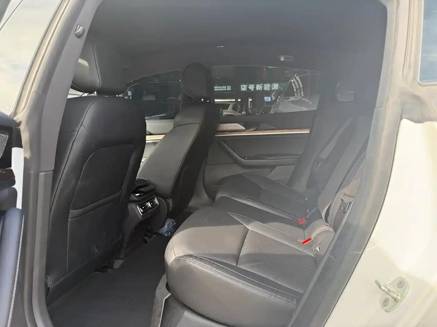 Nezha S 2024 Facelift Extended Range 1160 AR-HUD Version — миниатюра 7