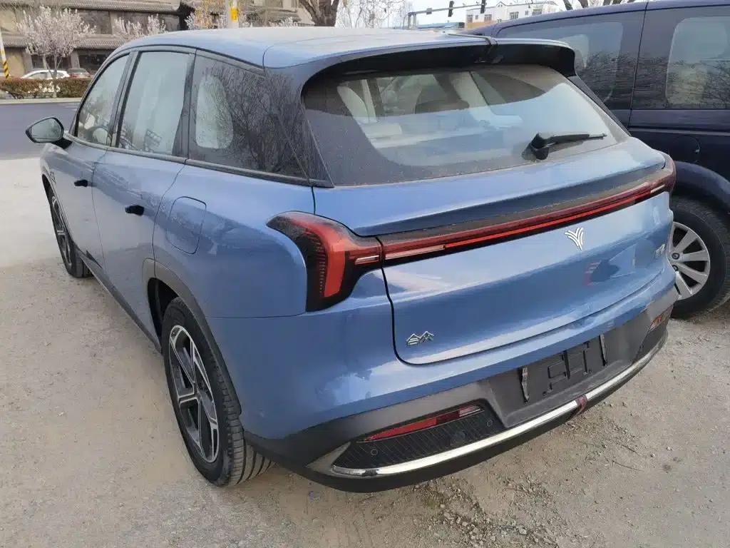 Nezha L 2024 Range Extender 310 Flash Charge Red Edition — миниатюра 23