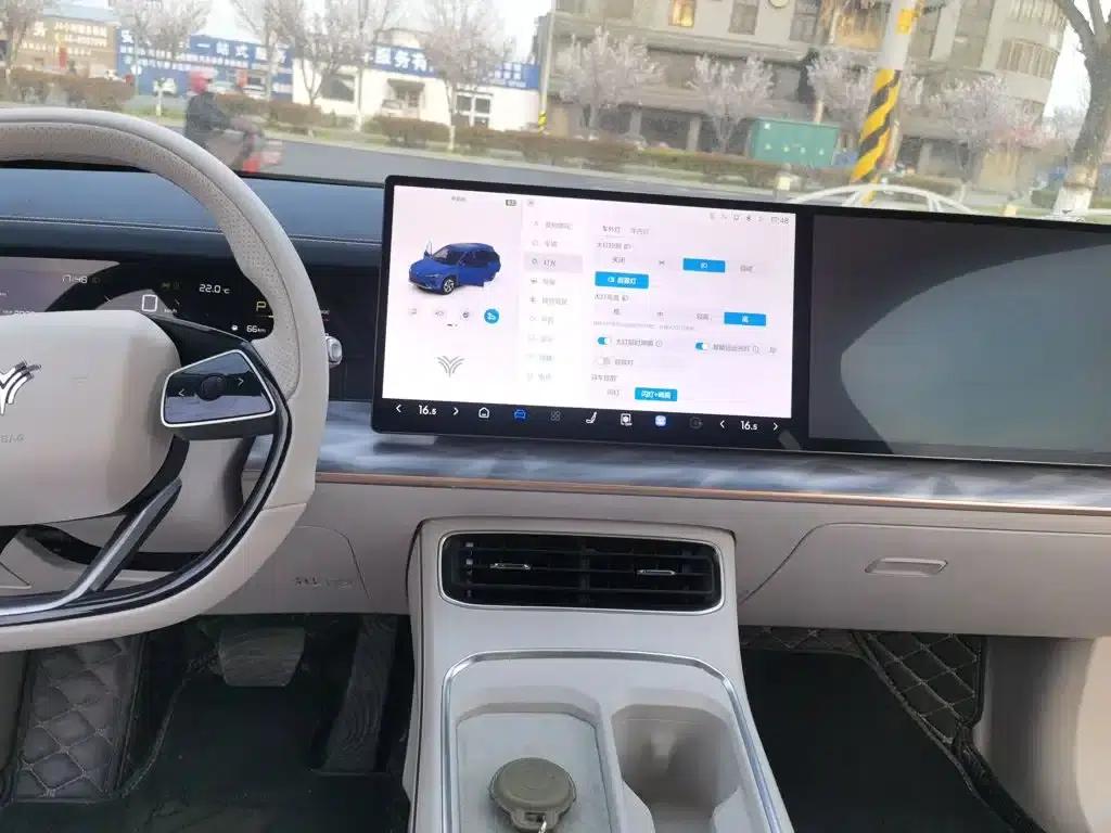 Nezha L 2024 Range Extender 310 Flash Charge Red Edition — миниатюра 9