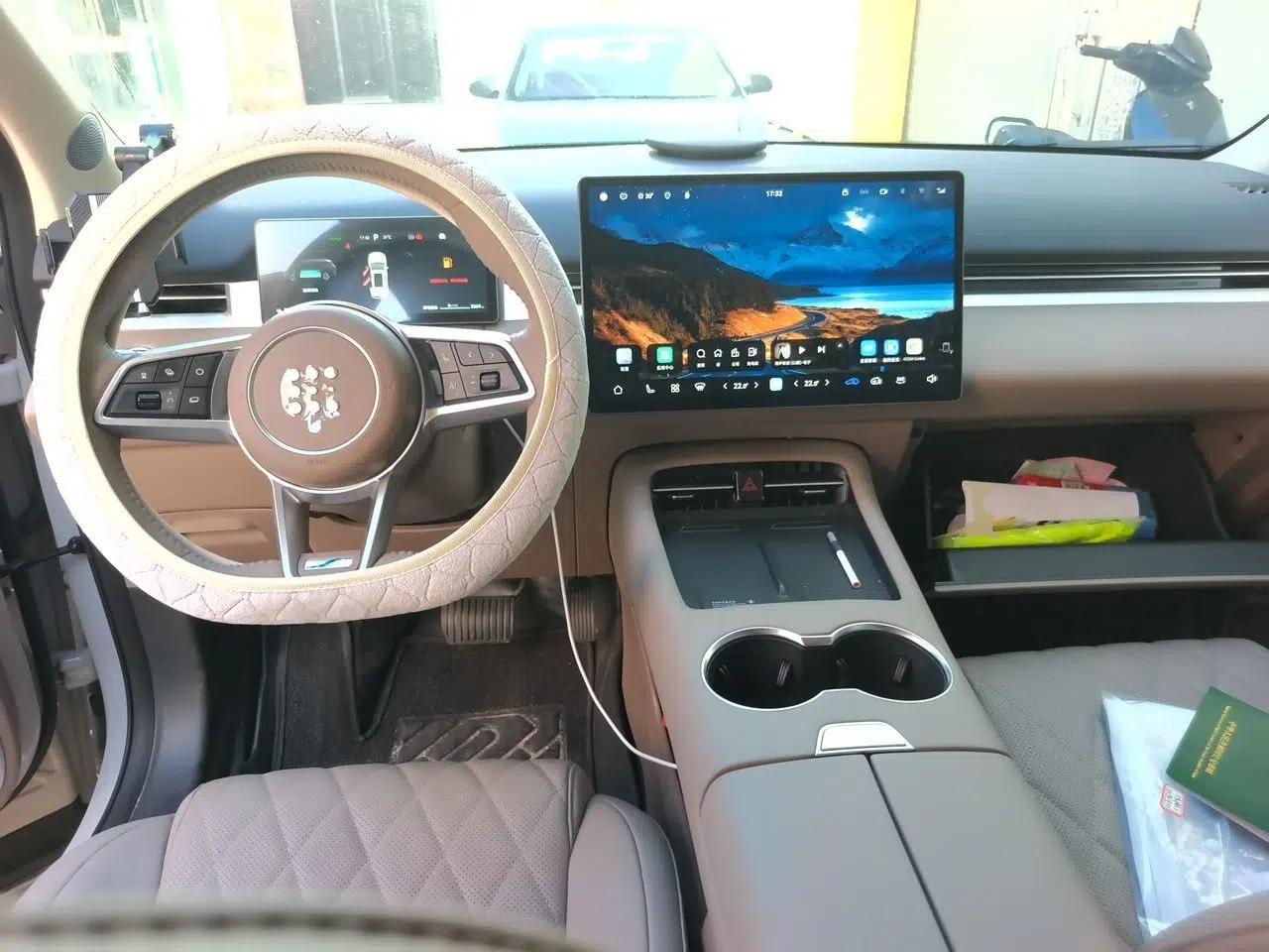 Landian E5 PLUS 2026 Model 230km Ultra-Long-Range Version Ultra 7-seater — миниатюра 9