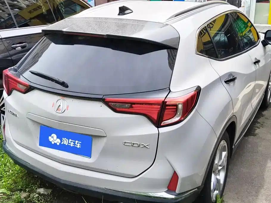 Acura CDX 2016 1.5T 2WD Premium Edition — миниатюра 3