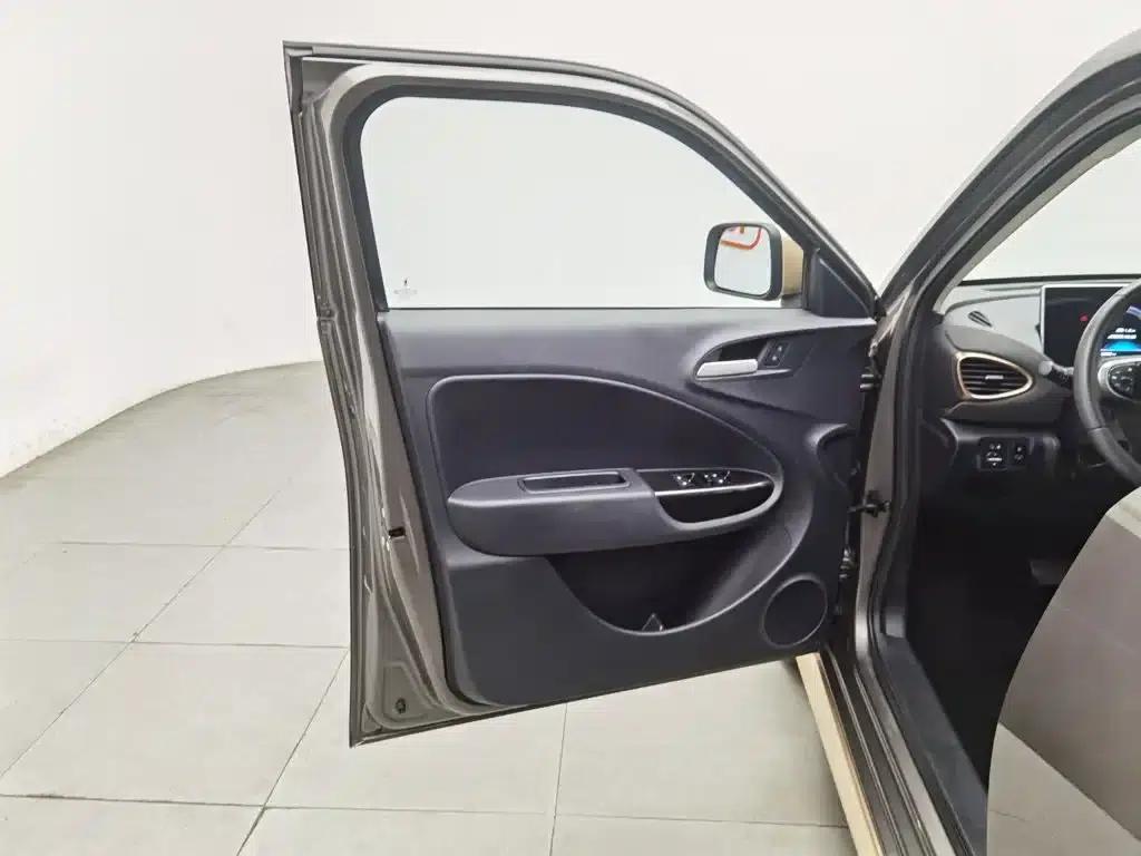 ORA White Cat 2022 Little Wildcat Edition 401km Flagship Model Ternary Lithium — миниатюра 8