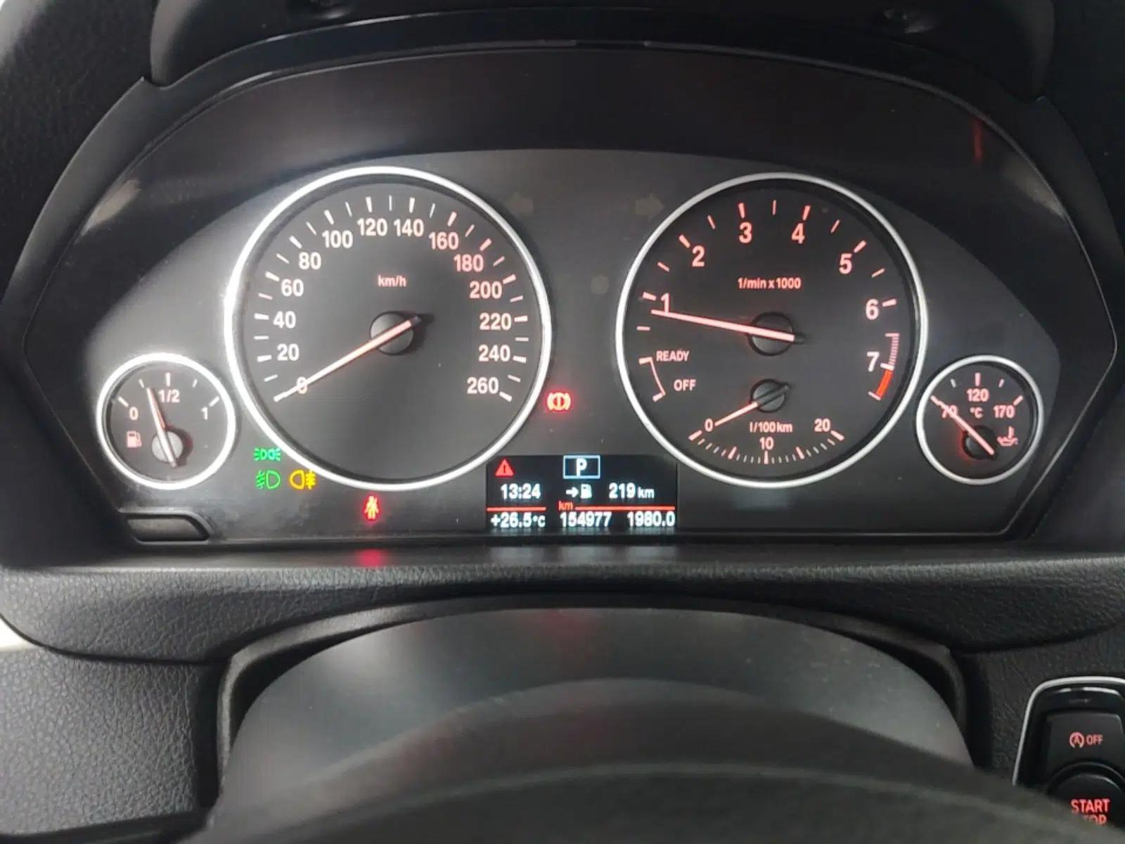 BMW 3 Series 2015 320Li Luxury Edition Fashion Model — миниатюра 14