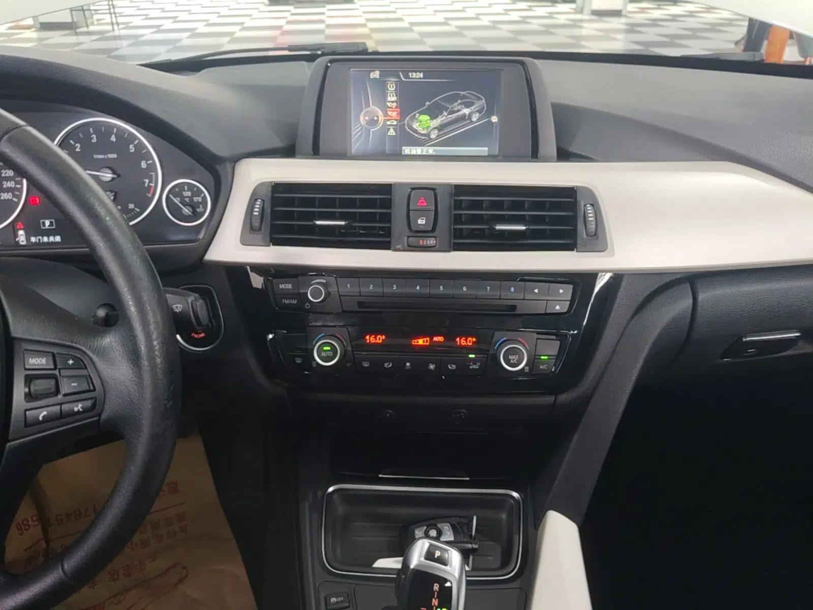 BMW 3 Series 2015 320Li Luxury Edition Fashion Model — миниатюра 15