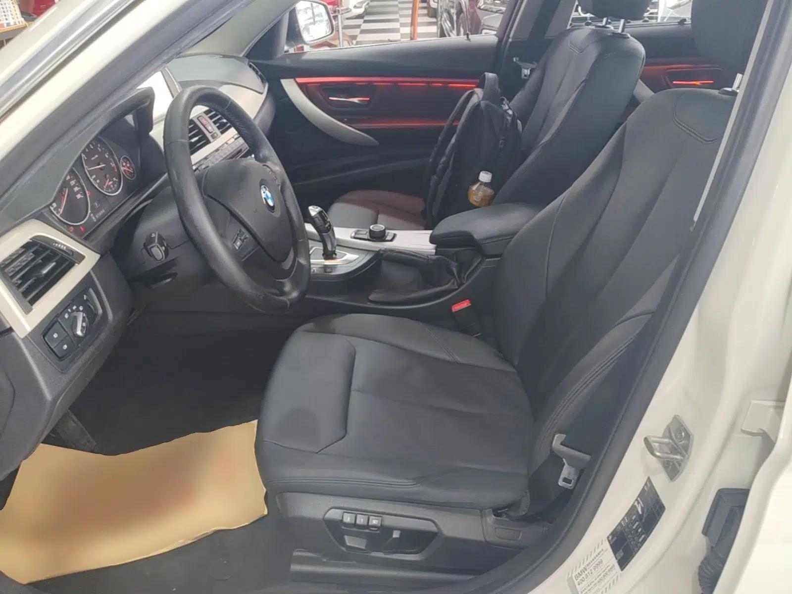 BMW 3 Series 2015 320Li Luxury Edition Fashion Model — миниатюра 17