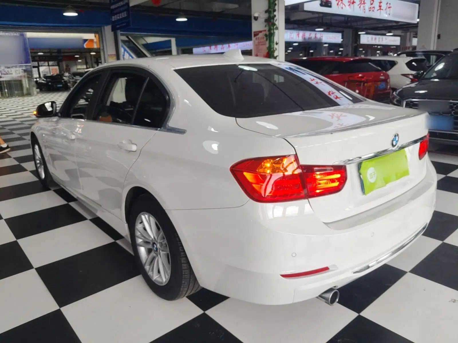 BMW 3 Series 2015 320Li Luxury Edition Fashion Model — миниатюра 4