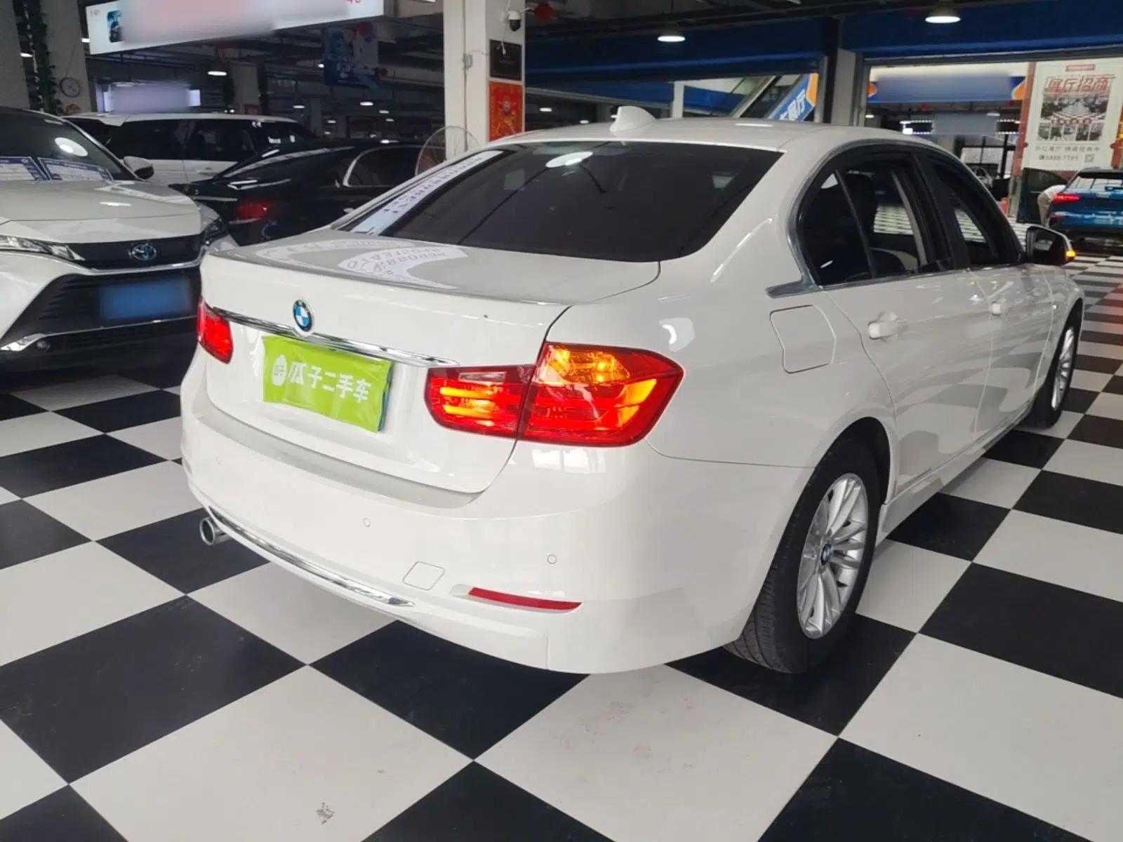 BMW 3 Series 2015 320Li Luxury Edition Fashion Model — миниатюра 6