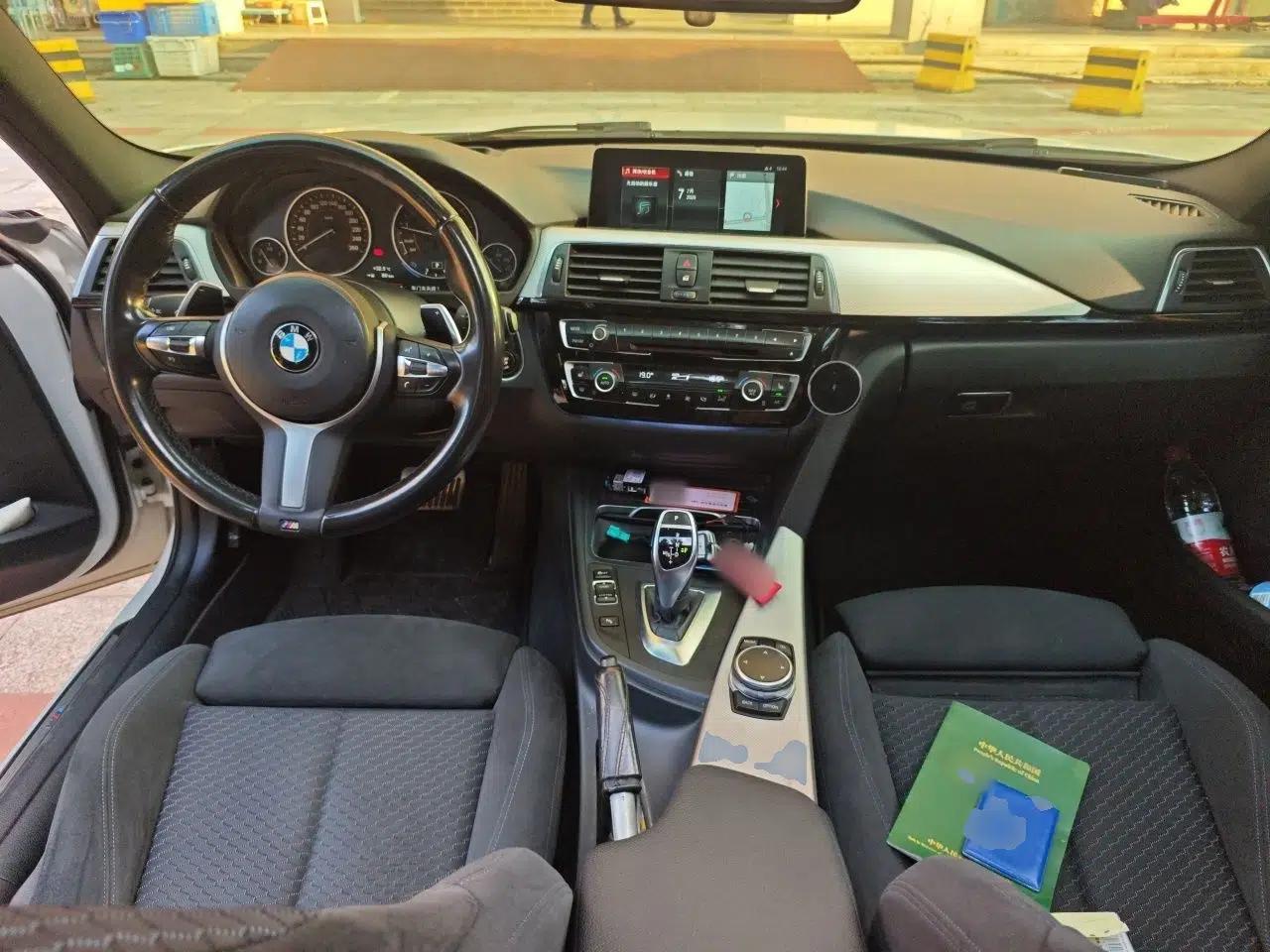 BMW 3 Series 2016 328i M Sport — миниатюра 9