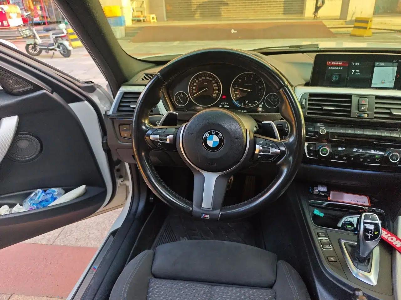 BMW 3 Series 2016 328i M Sport — миниатюра 10