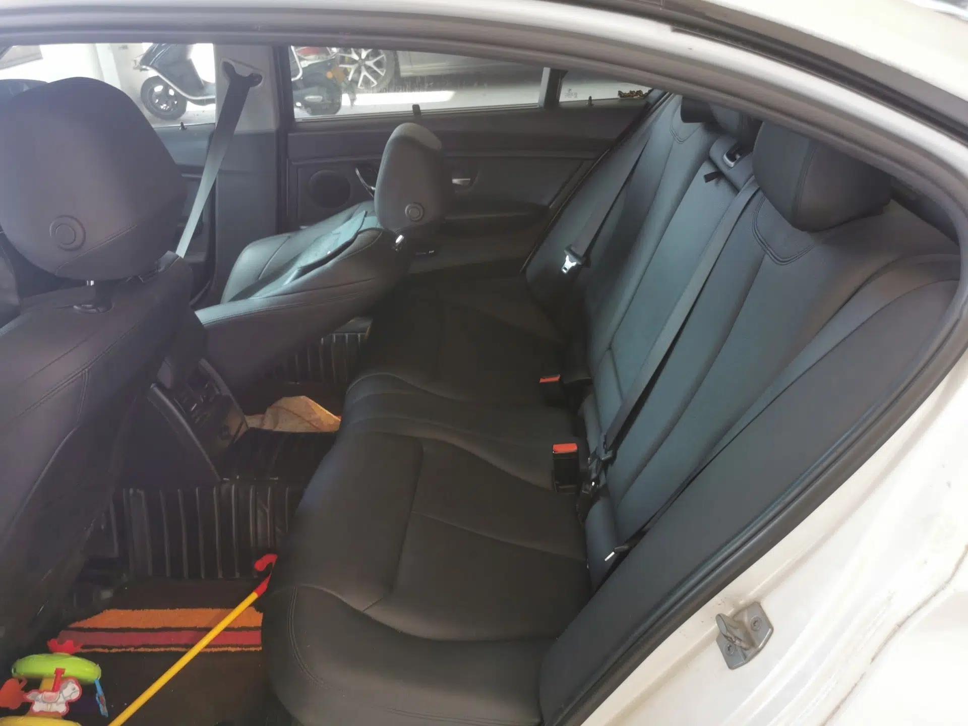 BMW 3 Series 2018 320Li Fashion Model — миниатюра 17