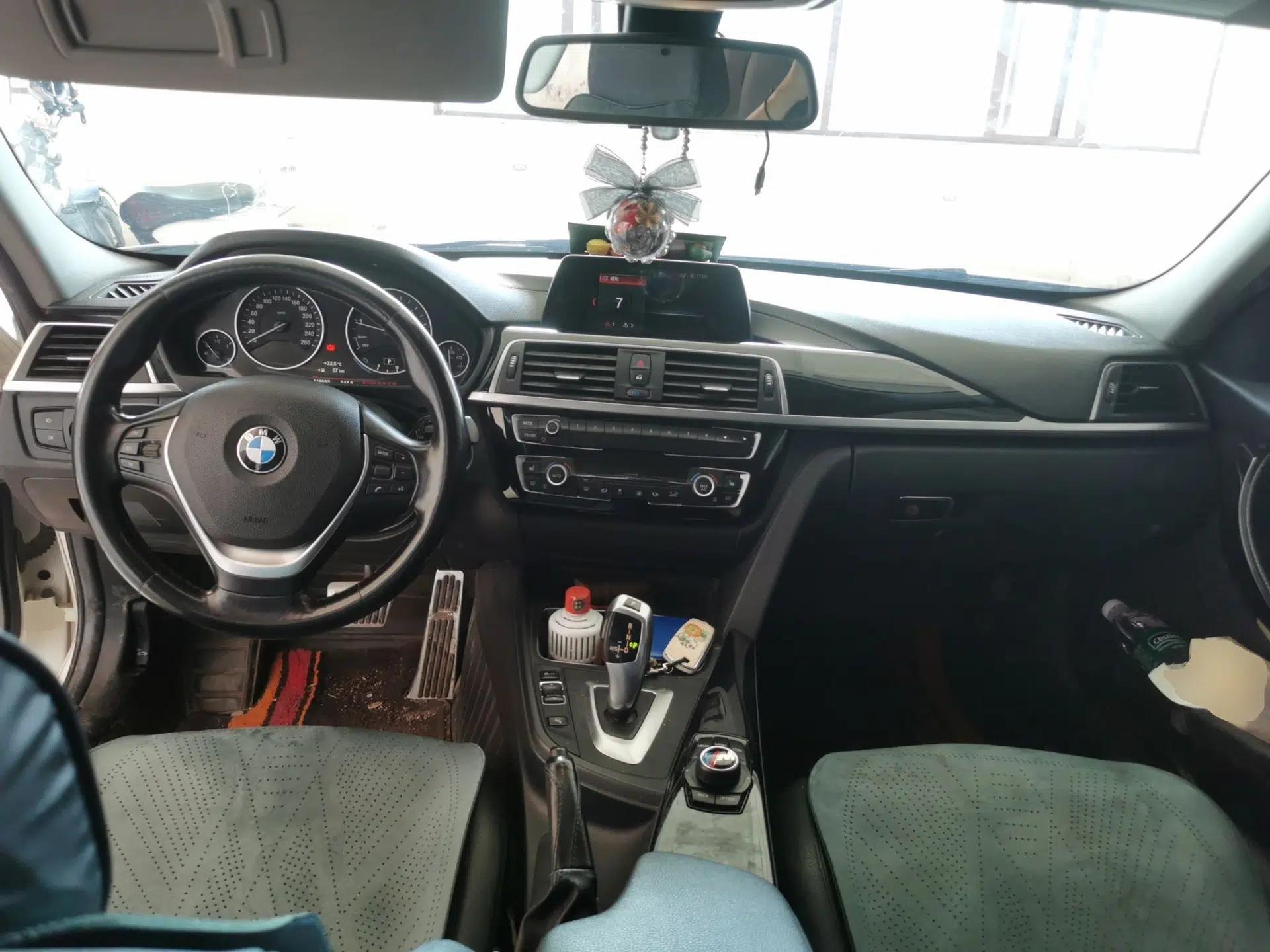 BMW 3 Series 2018 320Li Fashion Model — миниатюра 9