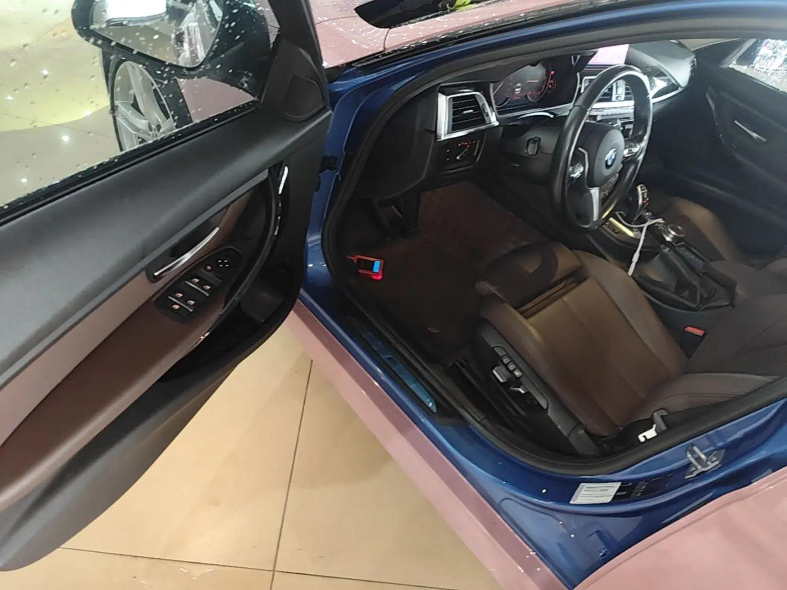 BMW 3 Series 2019 320Li M Sport Package — миниатюра 23