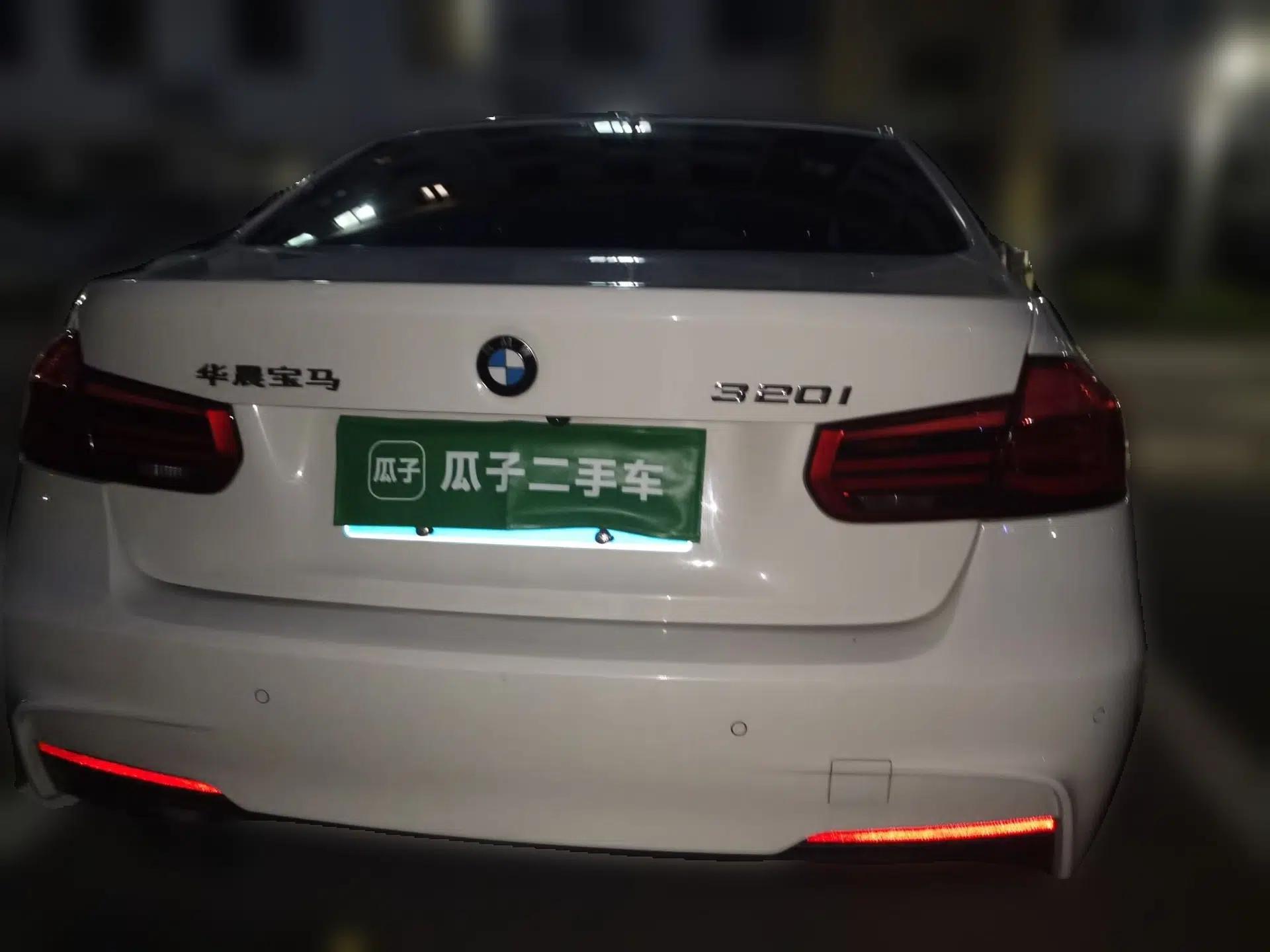 BMW 3 Series 2017 320i M Sport — миниатюра 5