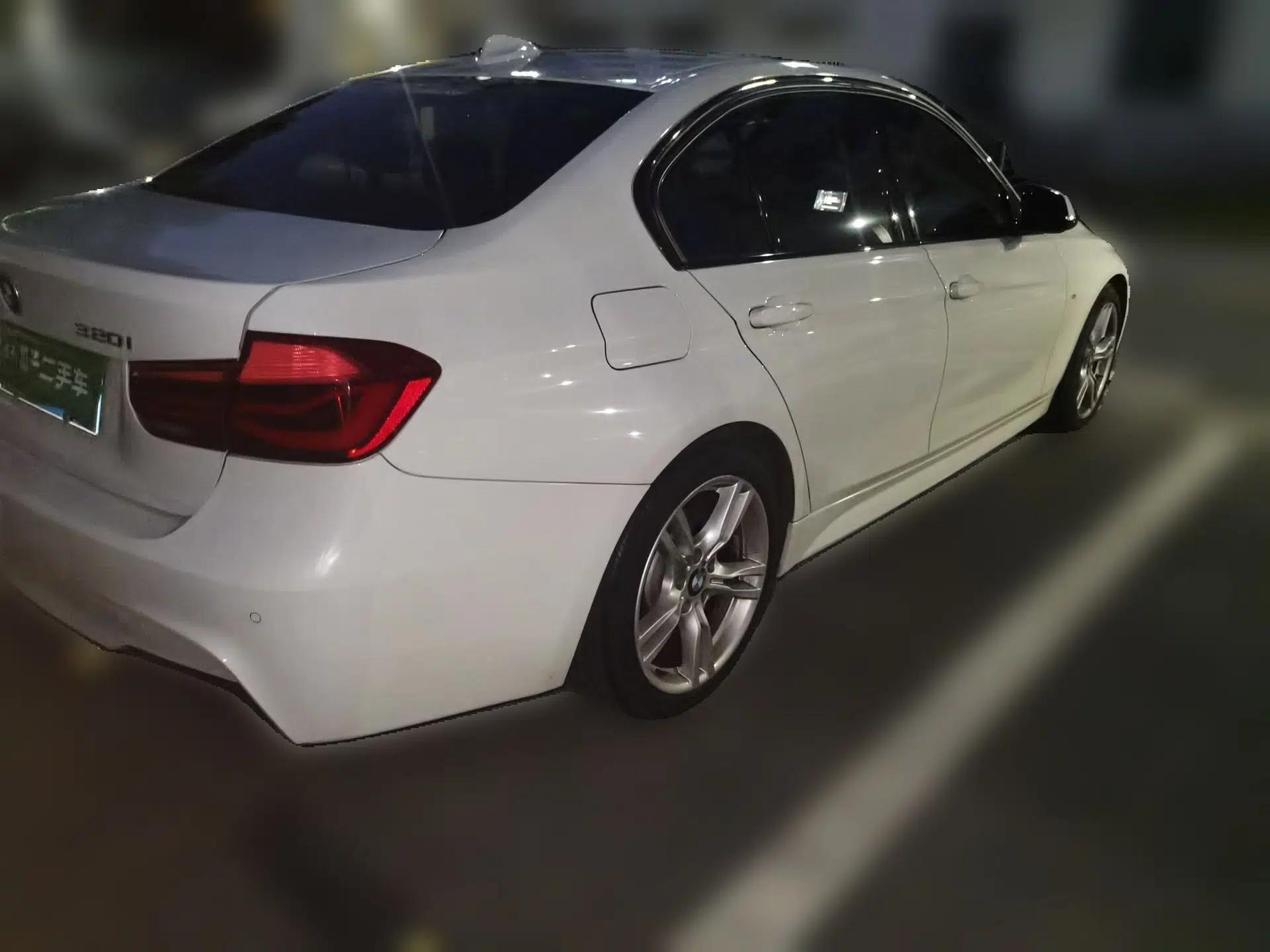 BMW 3 Series 2017 320i M Sport — миниатюра 6