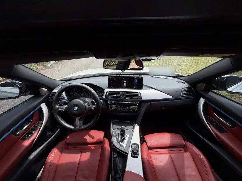 BMW 3 Series 2019 320i M Sport Package — миниатюра 12