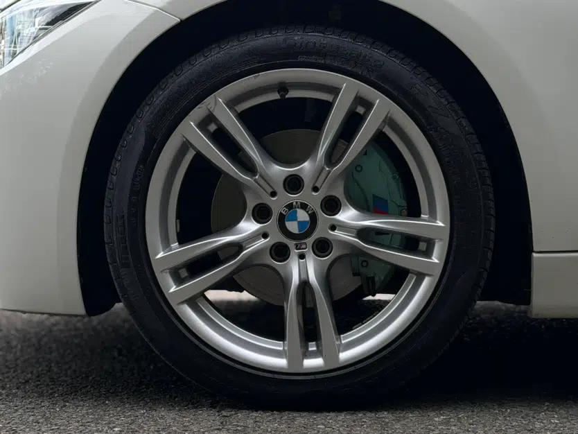 BMW 3 Series 2019 320i M Sport Package — миниатюра 4