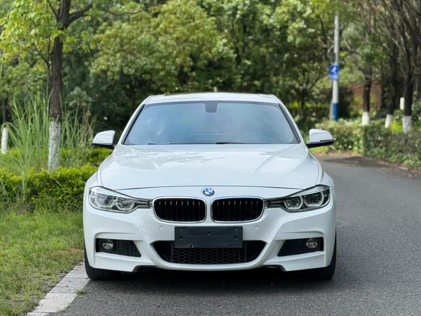 BMW 3 Series 2019 320i M Sport Package — миниатюра 6