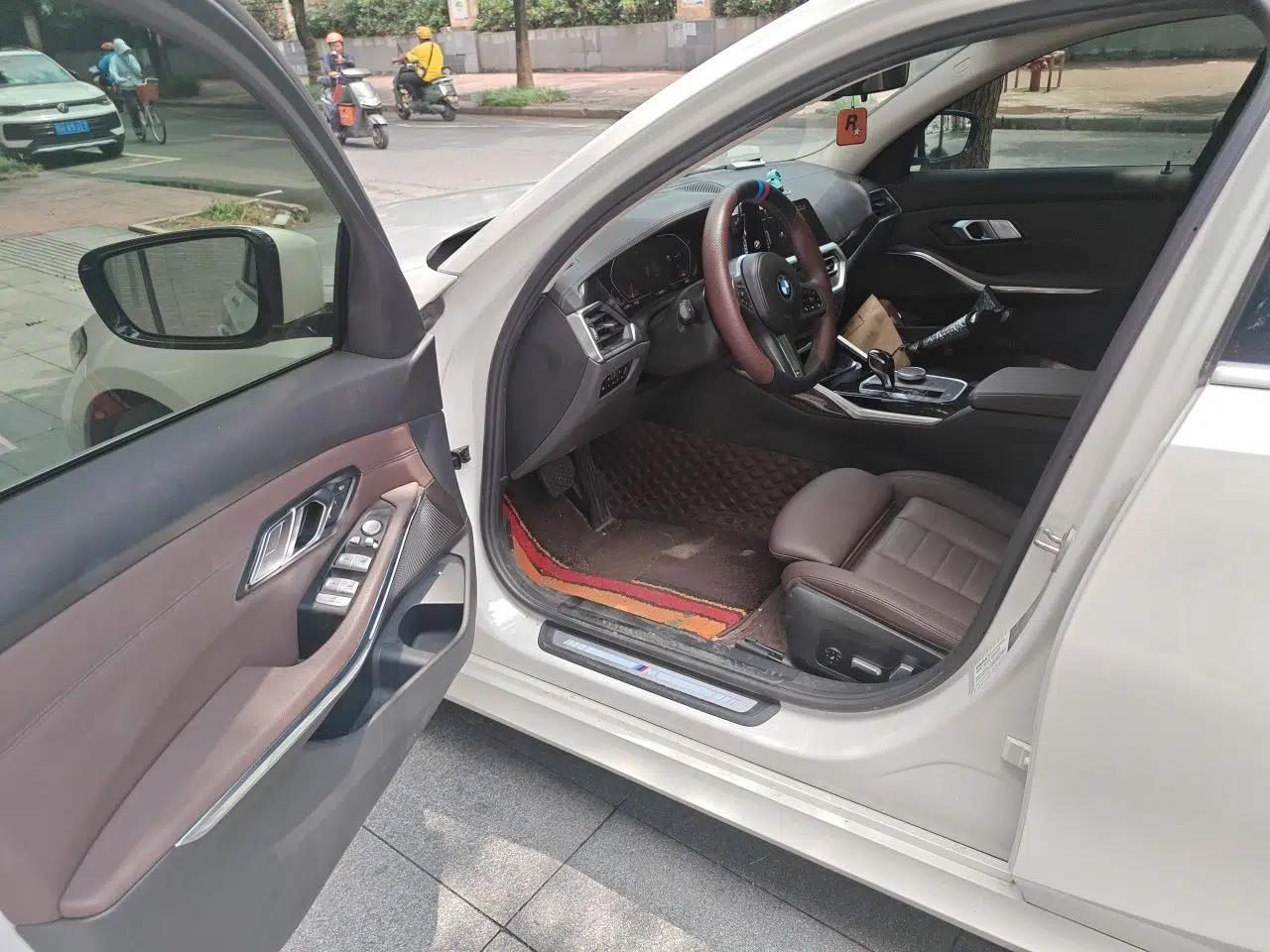 BMW 3 Series 2020 320Li M Sport Package — миниатюра 16