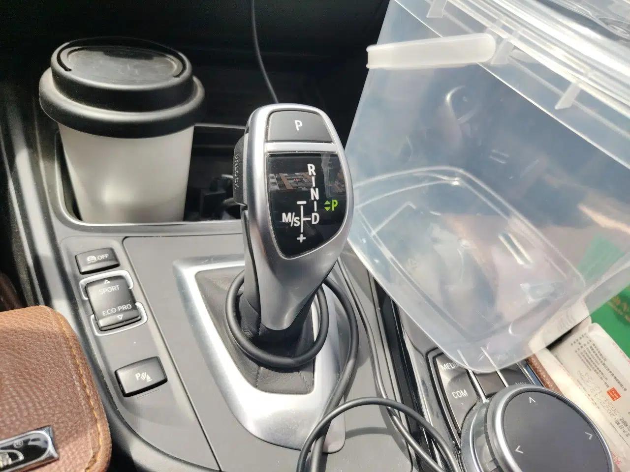 BMW 3 Series 2018 320Li Leading Model M Sport Package — миниатюра 14