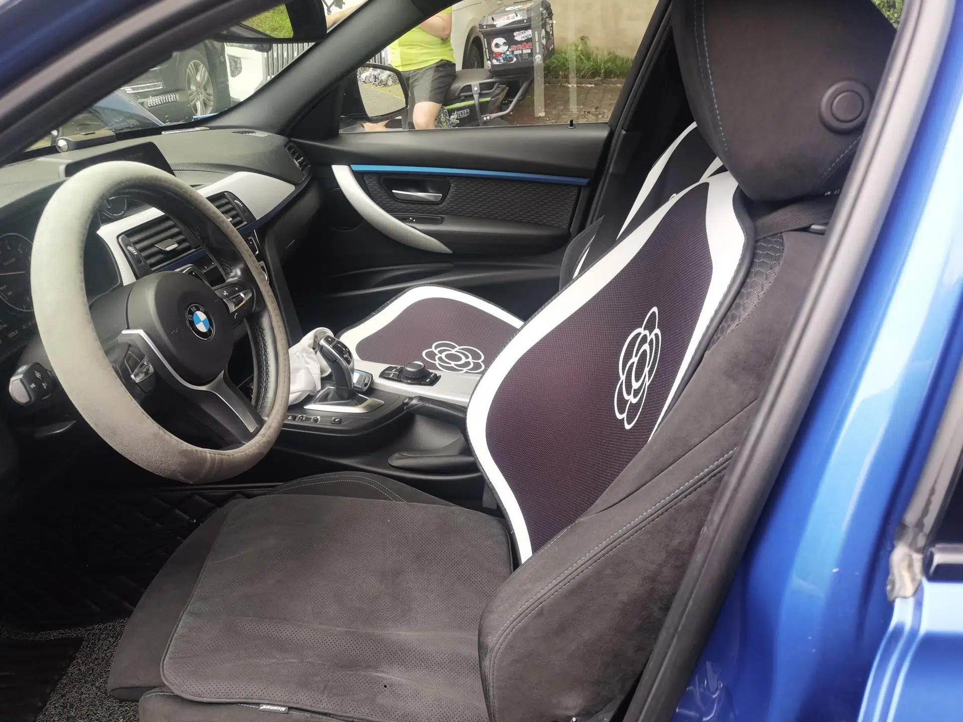 BMW 3 Series 2018 320i M Sport Package — миниатюра 15