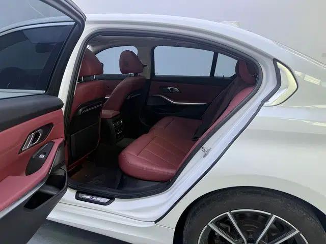 BMW 3 Series 2021 Restyled 325Li M Sport Package — миниатюра 17