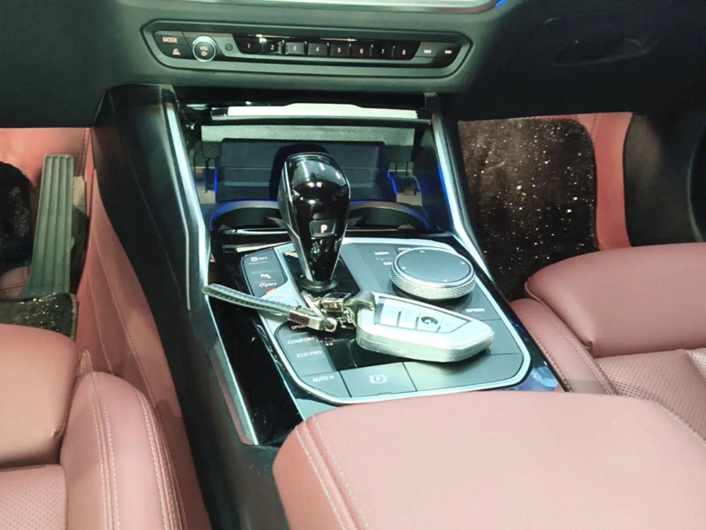 BMW 3 Series 2022 Restyled 320Li M Sport Package — миниатюра 16