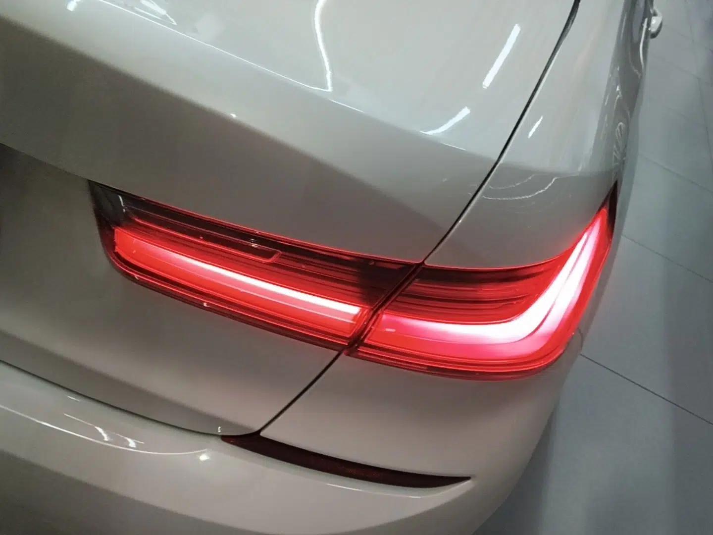 BMW 3 Series 2022 Restyled 320Li M Sport Package — миниатюра 9