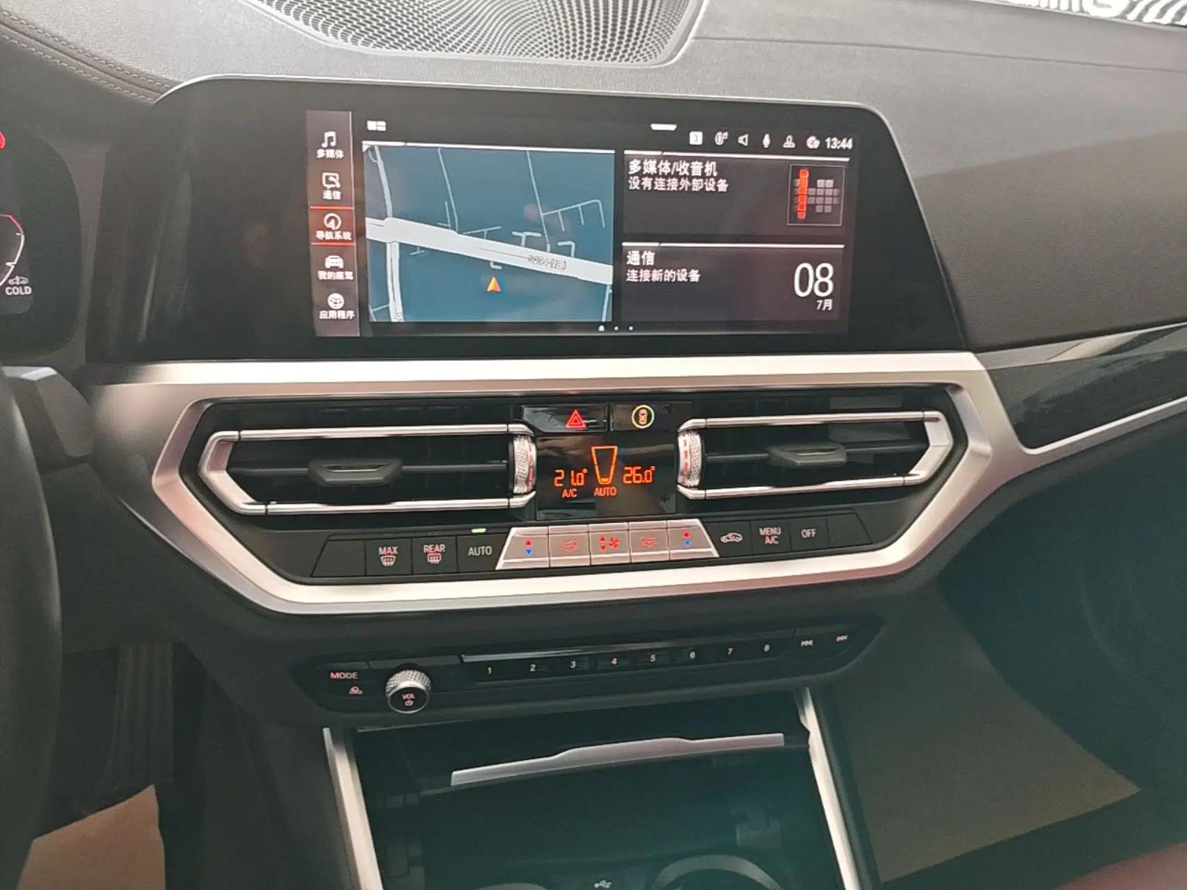 BMW 3 Series 2022 Updated 325Li M Sport Package — миниатюра 20