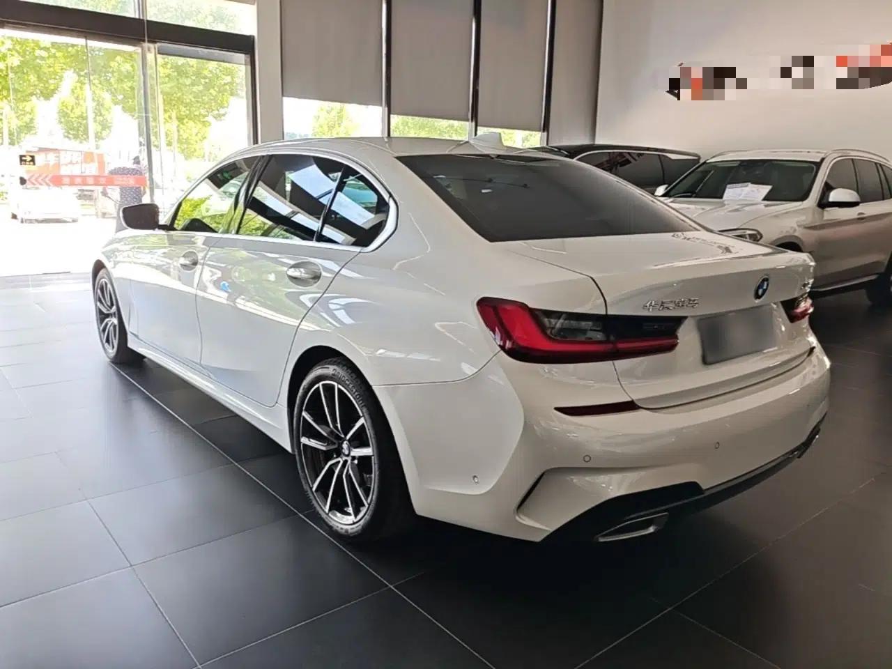 BMW 3 Series 2022 Updated 325Li M Sport Package — миниатюра 4