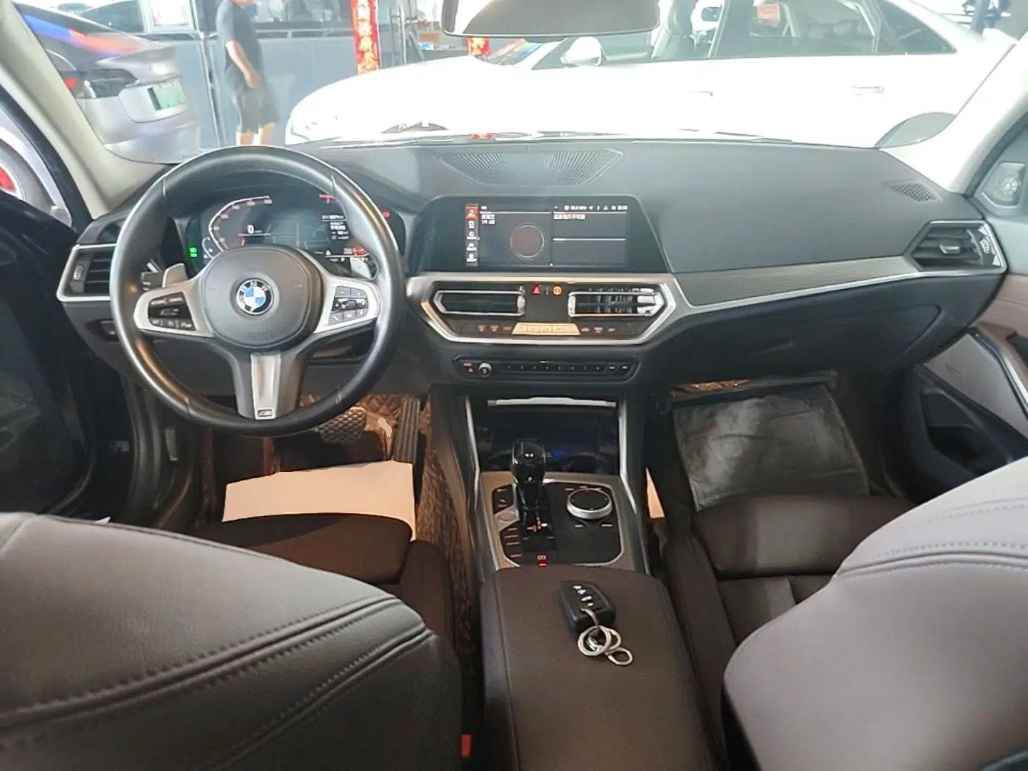 BMW 3 Series 2022 325Li M Sport Night Edition Package — миниатюра 12