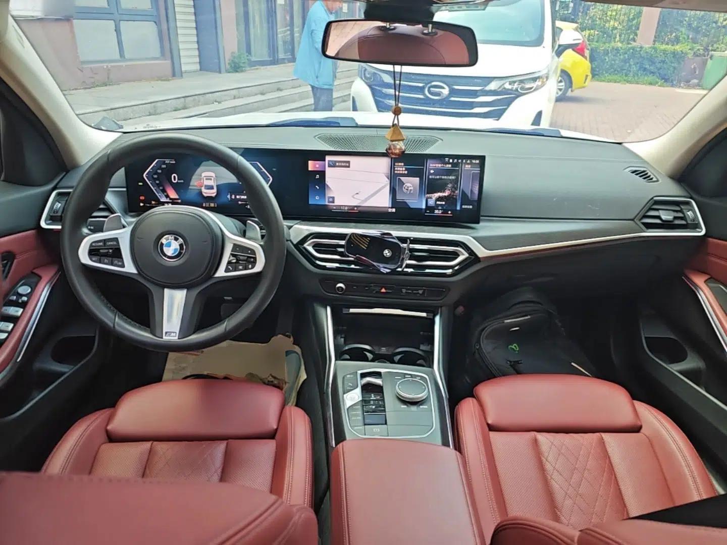 BMW 3 Series 2023 325i M Sport Package — миниатюра 12