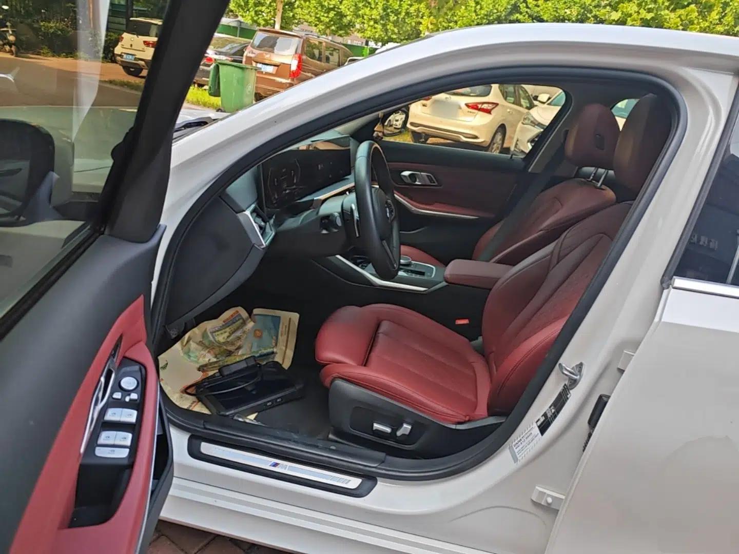 BMW 3 Series 2023 325i M Sport Package — миниатюра 18