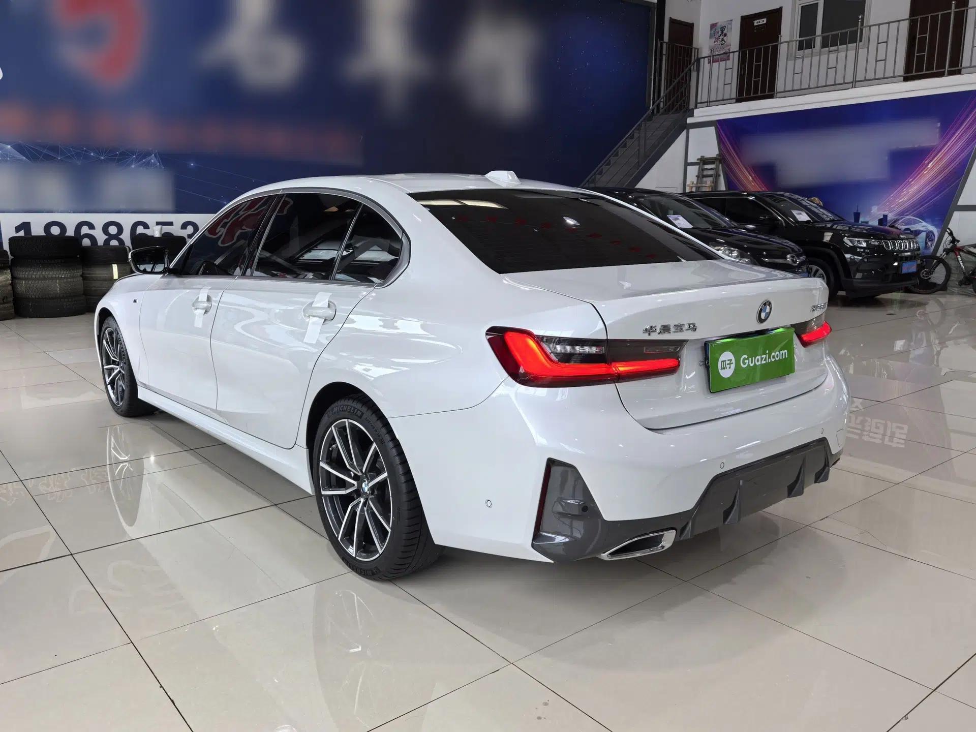 BMW 3 Series 2023 325Li M Sport Package — миниатюра 16