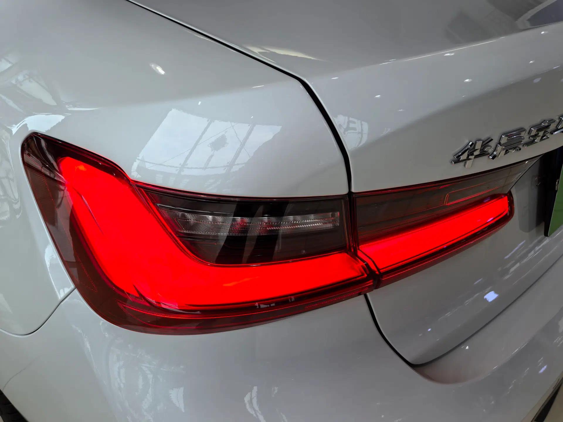 BMW 3 Series 2023 325Li M Sport Package — миниатюра 19
